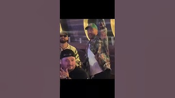 Travis Kelce reacts to Taylor Swift😂 #taylorswift #traviskelce #taylorswifterastour