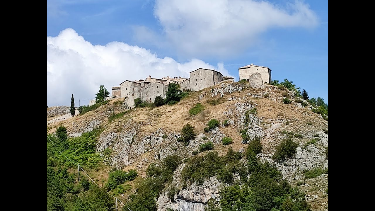 Alla scoperta di ELCITO, il tibet delle Marche. Luoghi imperdibili nel centro Italia