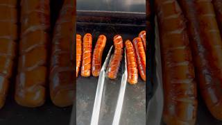Grilling some glizzies 🤤