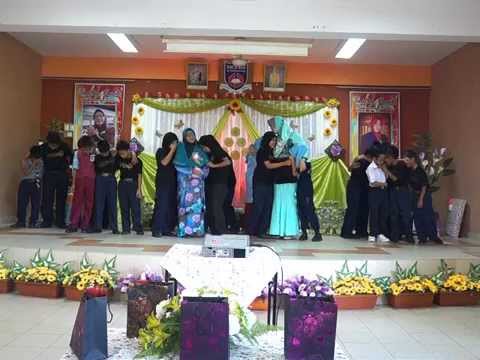 "-dimanakan-ku-cari-ganti"-~majlis-persaraan-ummi-ana-&-cikgu-farah