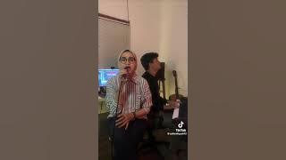 Salma Aliyyah || Jalan Tengah (Cover)