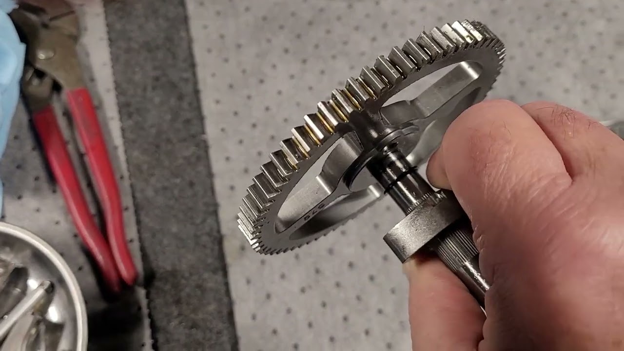 Briggs Camshaft - Decompression Lever Failure