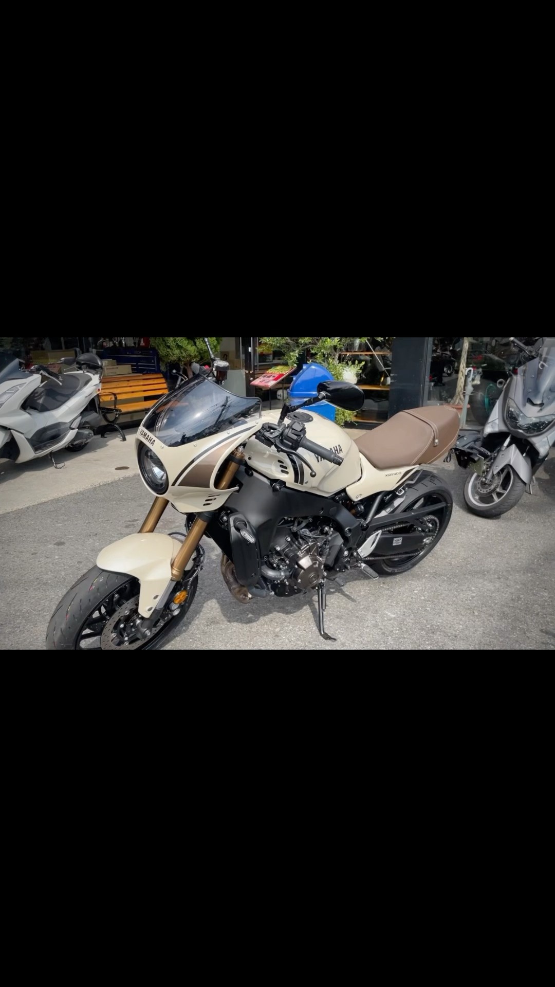 フロントカウル XSR900 アイボリー ETCセット XSR900アイボリーに