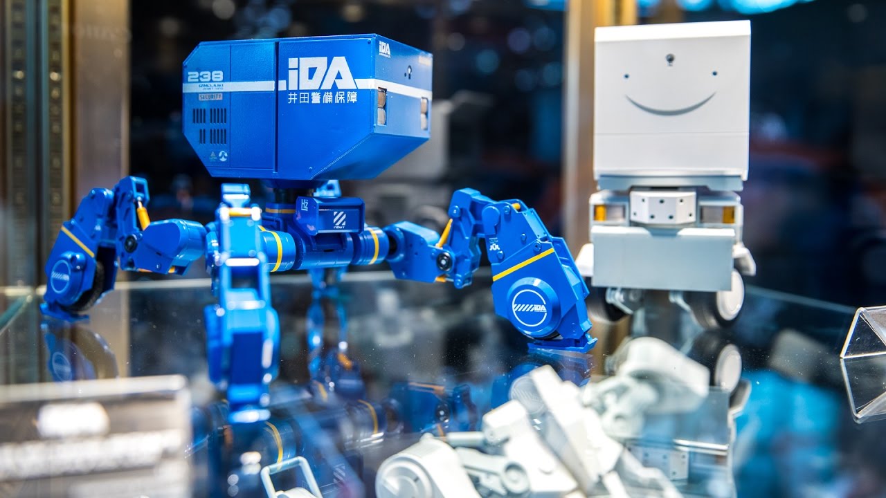 Izmojuki's Beautiful Urban Mech Robot Model! - YouTube