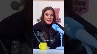 A la 💩 el gris: look grunge con Inés Hernand en 'Moderneces'.