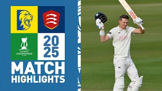 📲 BEN MCKINNEY scores textbook 121 but Essex fight back with the new ball at Chelmsford | HIGHLIGHTS
