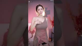 迷人的黎闪电·20230920070537