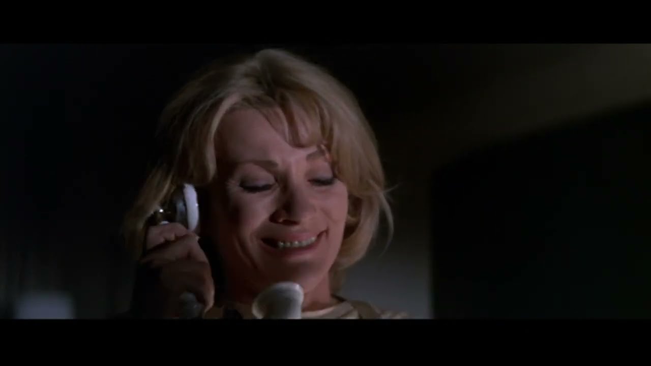 Wade's Secret/Mrs. Swan's Story - Inside Daisy Clover (1965)