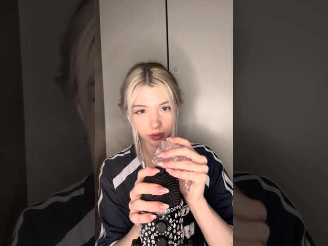 ASMR Triggers 💤