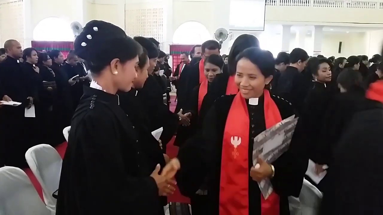 Prosesi Tabhisan Pendeta GMIT tahun 2015 di Jemaat Paulus Kupang