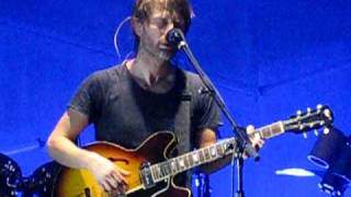 Thom Yorke - Staircase (Atoms for Peace: New York Night 1) chords