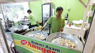 Download Lagu BAKMI AYAM ANUGERAH DAN BAKSO GORENG LEGENDARIS SEJAK 1976 DI BANDUNG - INDONESIA STREET FOOD MP3