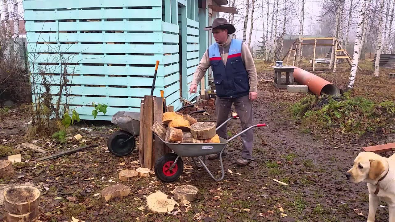 Машина колоть дрова