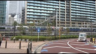 東京モノレールと並走する田町駅付近を走行する上野東京ライン常磐線上りE531系