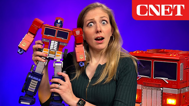 Optimus Is Back! This Transformers Robot Is Smaller, Cheaper – but Is It Still Good?