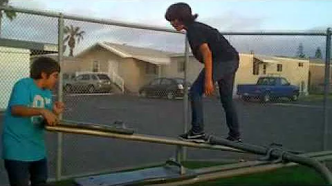 Edgars Dumb Videos- la caida de edgar (alejandre)