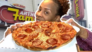 Arthur's Famous Pizza Mukbang 먹방 - Pepperoni & Sausage Pizza
