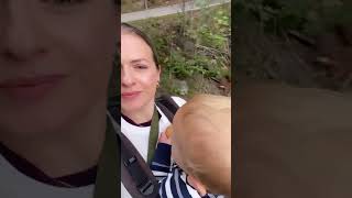 Mit Baby auf dem Sessellift zum Bäcker - wer kennt’s nicht ?‍♀️ sessellift südtirol italian