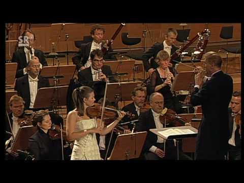 Janine Jansen performs Tchaikovsky Violin concerto 2. movement