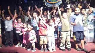 VBS 2013 Close Kids On Stage