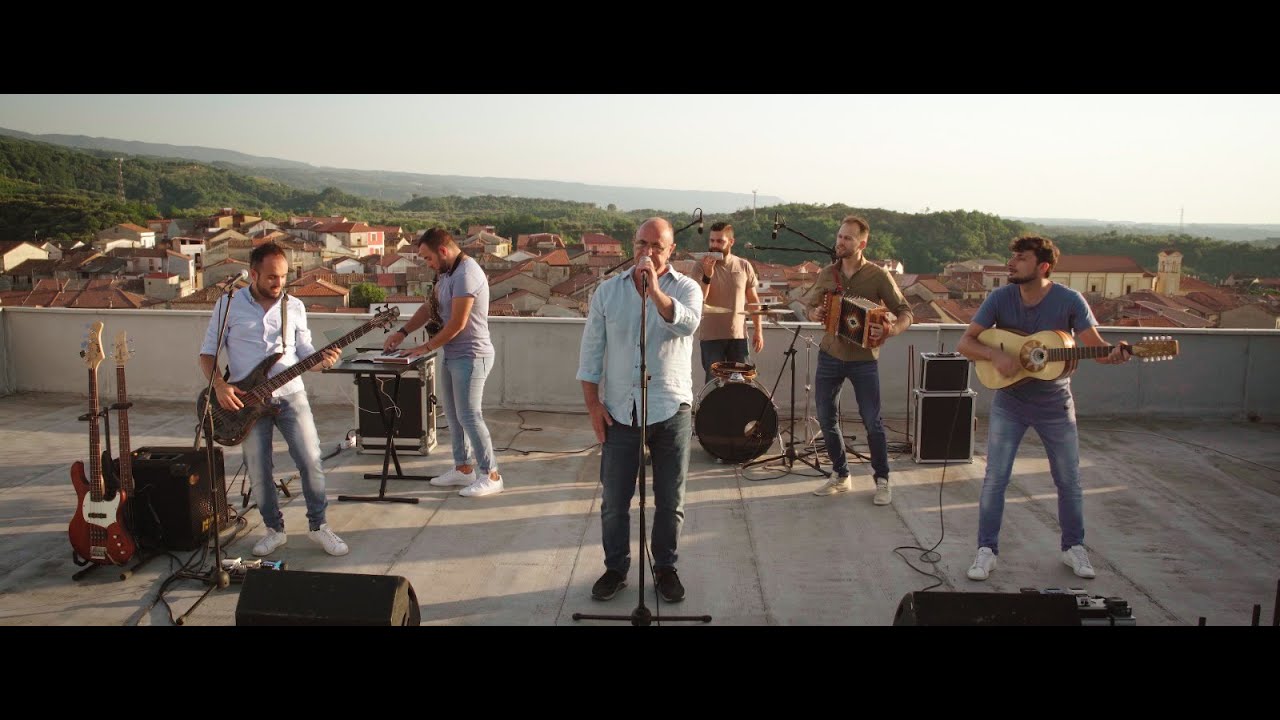 Amakorà feat. Mimmo Cavallaro - U Paisi