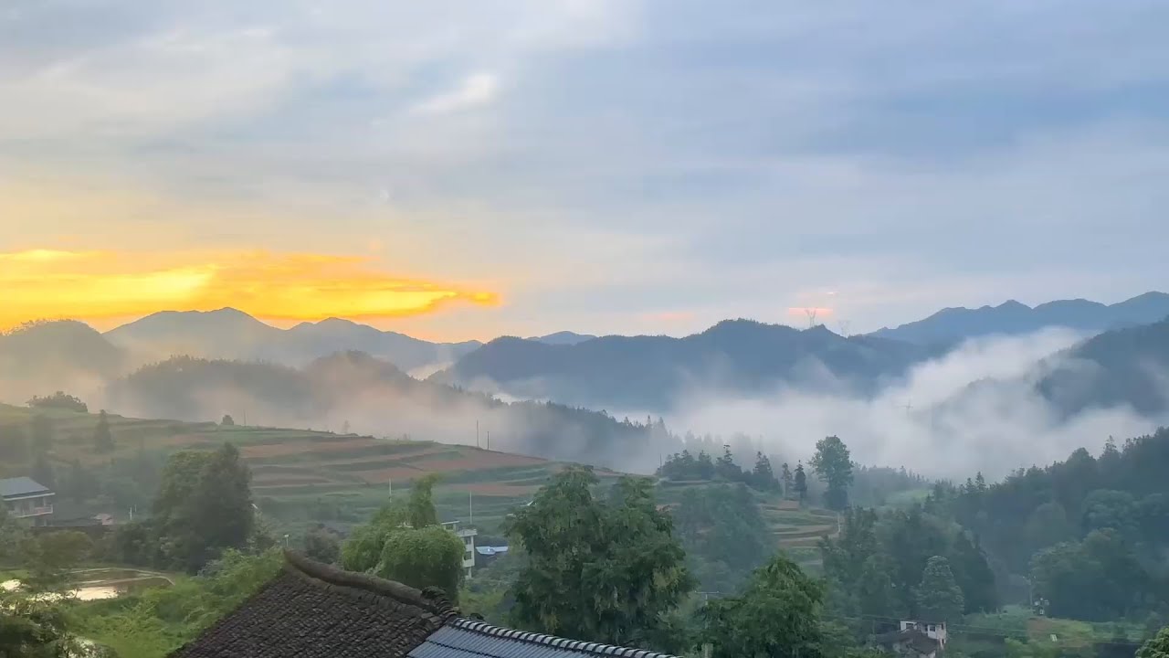 后来我才发现，为什么有那么多人喜欢看老家视频，不是因为我的作品有多优秀，而是因为出门在外不容易，想家的人太多了。#农村生活 #乡愁记忆 #我的乡村生活 #乡愁记忆