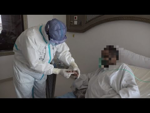 Chinese Doctors Visit ICU Patients Infected by Coronavirus in Sudan