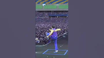PSY Knows How To Make An Entrance SPIN 
