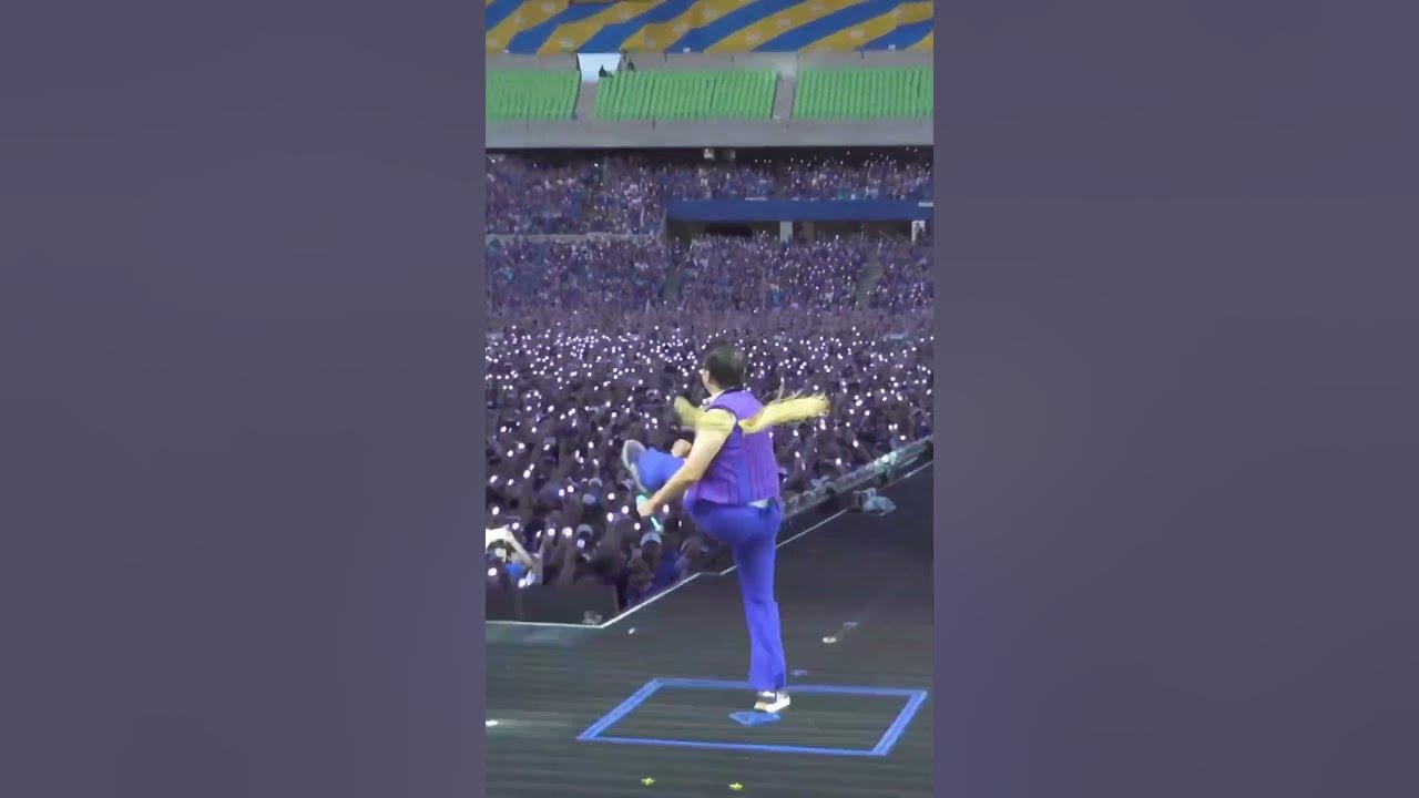 PSY knows how to make an entrance 😳 | SPIN