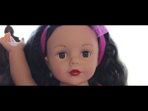 18 madame alexander dolls