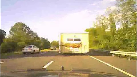 pilotcar.tv™ - Slo-Mo Hazards of the Road Trailer Door I-684 Mt. Kisco NY