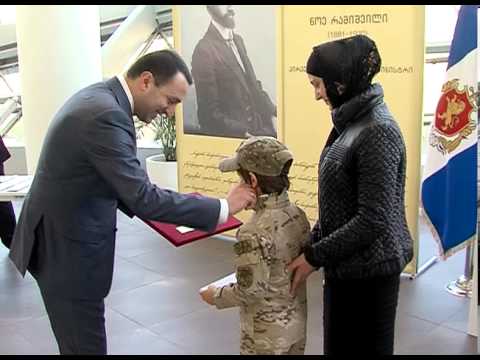 შინაგან საქმეთა მინისტრმა შსს ს თანამშრომლებს საცხოვრებელი ბინები გადასცა