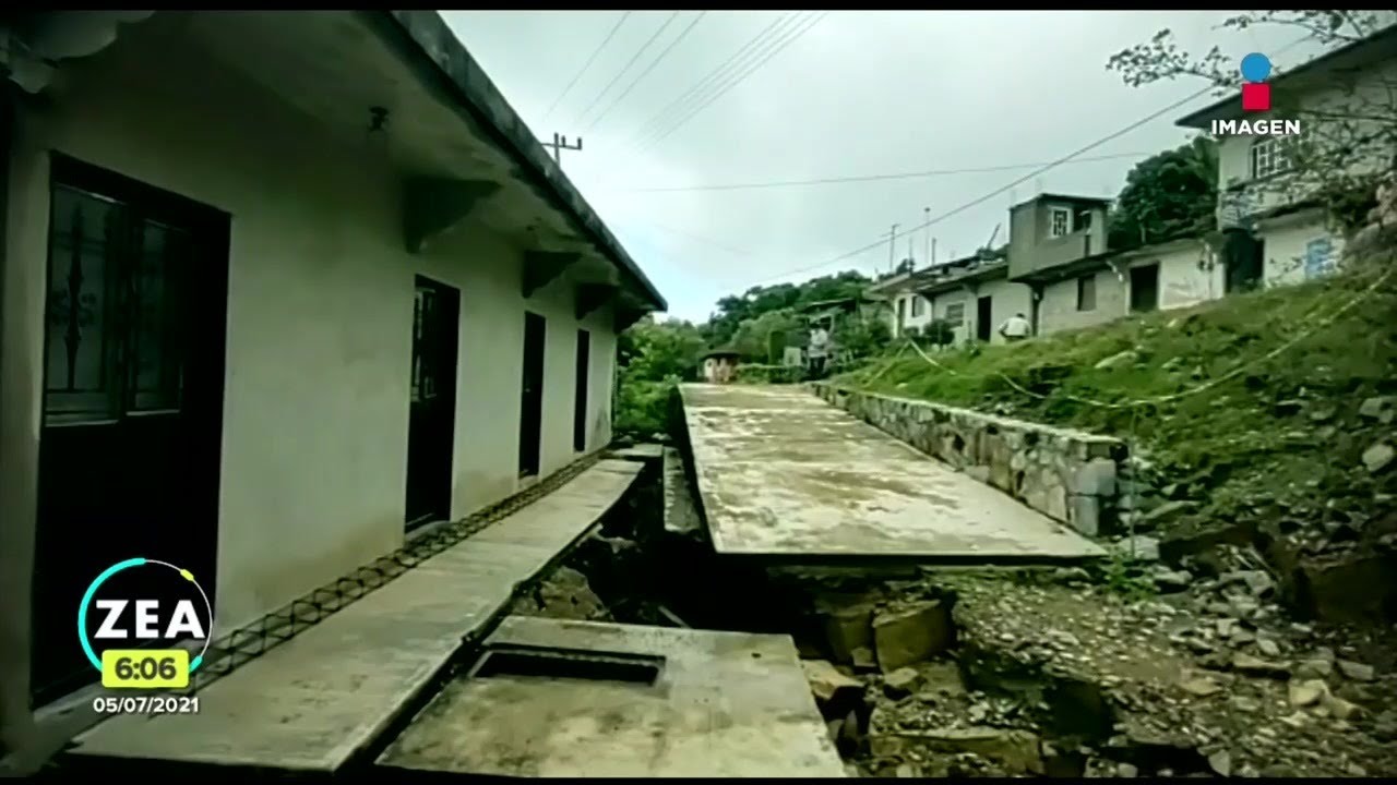 Grieta de 60 metros de longitud alarma a habitantes de Temango, Hidalgo | Noticias con Paco Zea