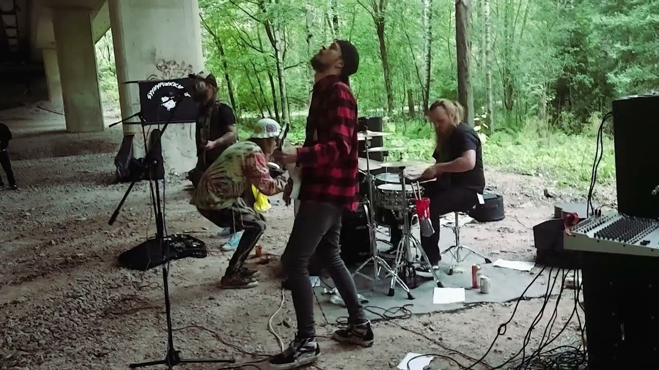 Kosteusvaurio: Kusinen Parketti - live in Syyhypunkki fest 19.8.2023