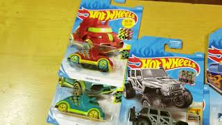Unboxing of the 2019 Hot Wheels sealed master case of mainlines mail ins and exclusives