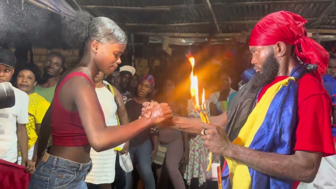 Menbon lwa Kay anpere Wesley 36345450