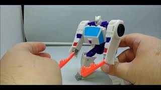 Chuck's Reviews Transformers Cyberverse Warrior Class Deadlock