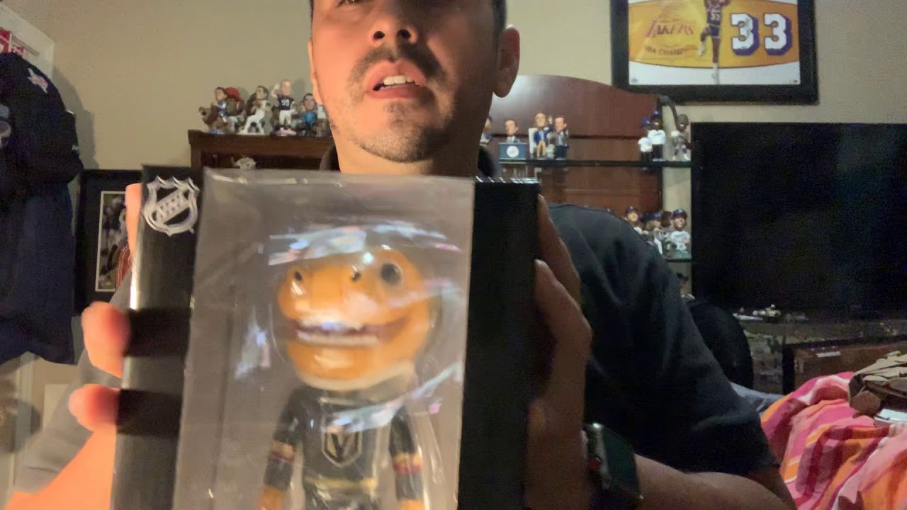 Chance unboxing Bobblehead - YouTube