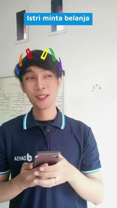 Ketika kamu gajian, dan orang sekelilingmu langsung lihat.