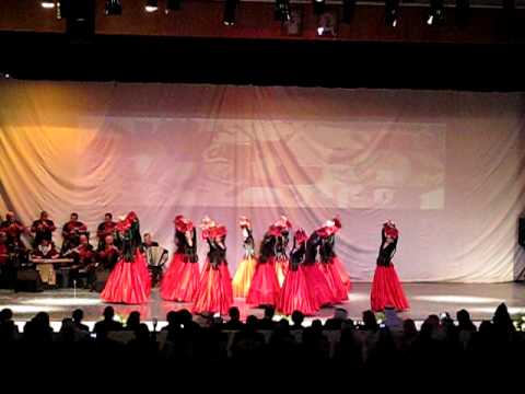 YouTube에서 State Dance Ensemble of Armenia - in Kuwait, March 2011. Gagachner / Tulips 보기
