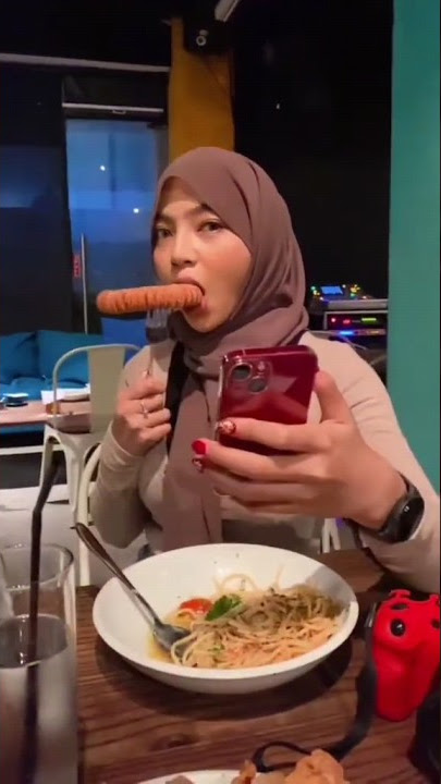 Oklin Fia jilbab ketat  #oklin #oklinfia #viral #lucu #ukhti #solehot #hijabers #jilbab #bodygoals