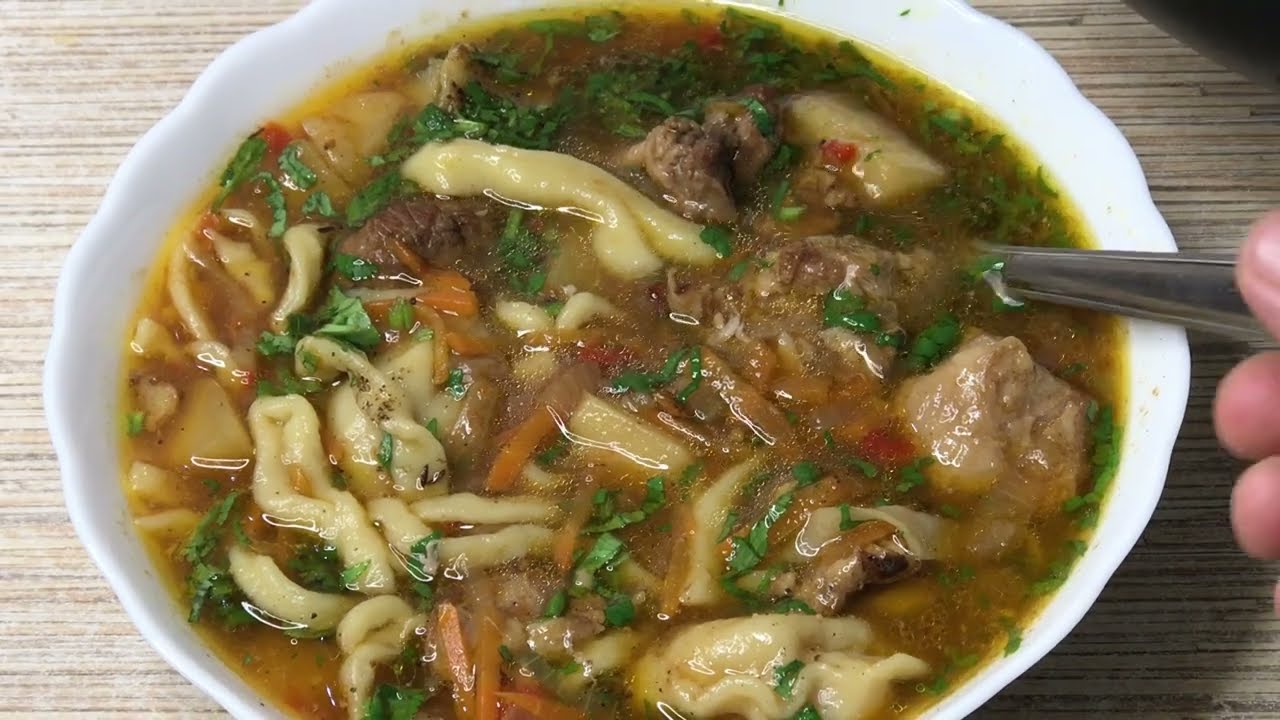 Узбекские блюда. Суп лапша с пельменями и фрикадельками - Угра чучвара.