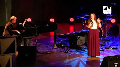 EXPLOSIONS - Ellie Goulding (cover by Aga Czachor-...