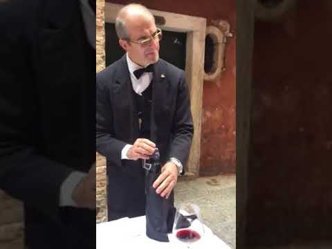 Video: Niekada Daugiau Neišeikvokite Butelio Vyno Su Coravin