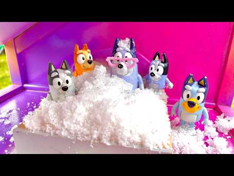 Bluey's Rainbow Holiday House PRANK! 🌈🏡😂🎉