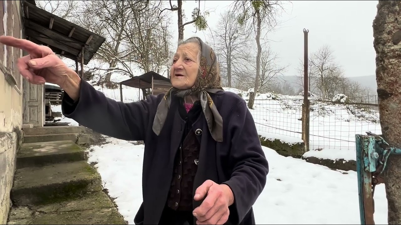 На межі. Село Маюрки, Закарпаття. Захід України зараз. West Ukraine.