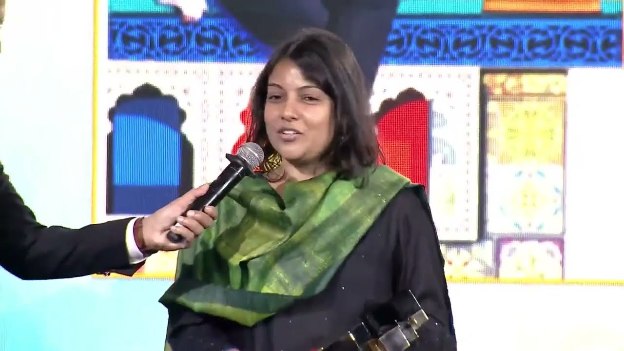 The Economic Times Start-up Awards 2022 Winner (Woman Ahead)