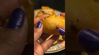 Diwali vs Holi Reality 😂🪔🌈 | Gujiya Crunch Test 🤤 | Festive Funny Shorts #HoliVsDiwali