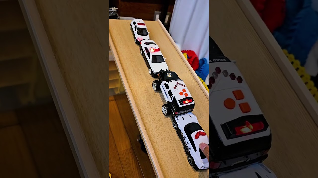 Police Car Go and Back Slide into a hole #toys #policecar #minicar