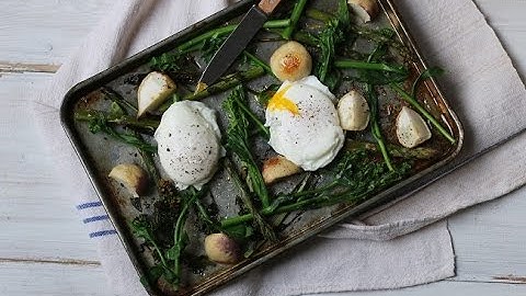 How to Poach an Egg |  Pefect Poached Eggs |  TheTaste.ie